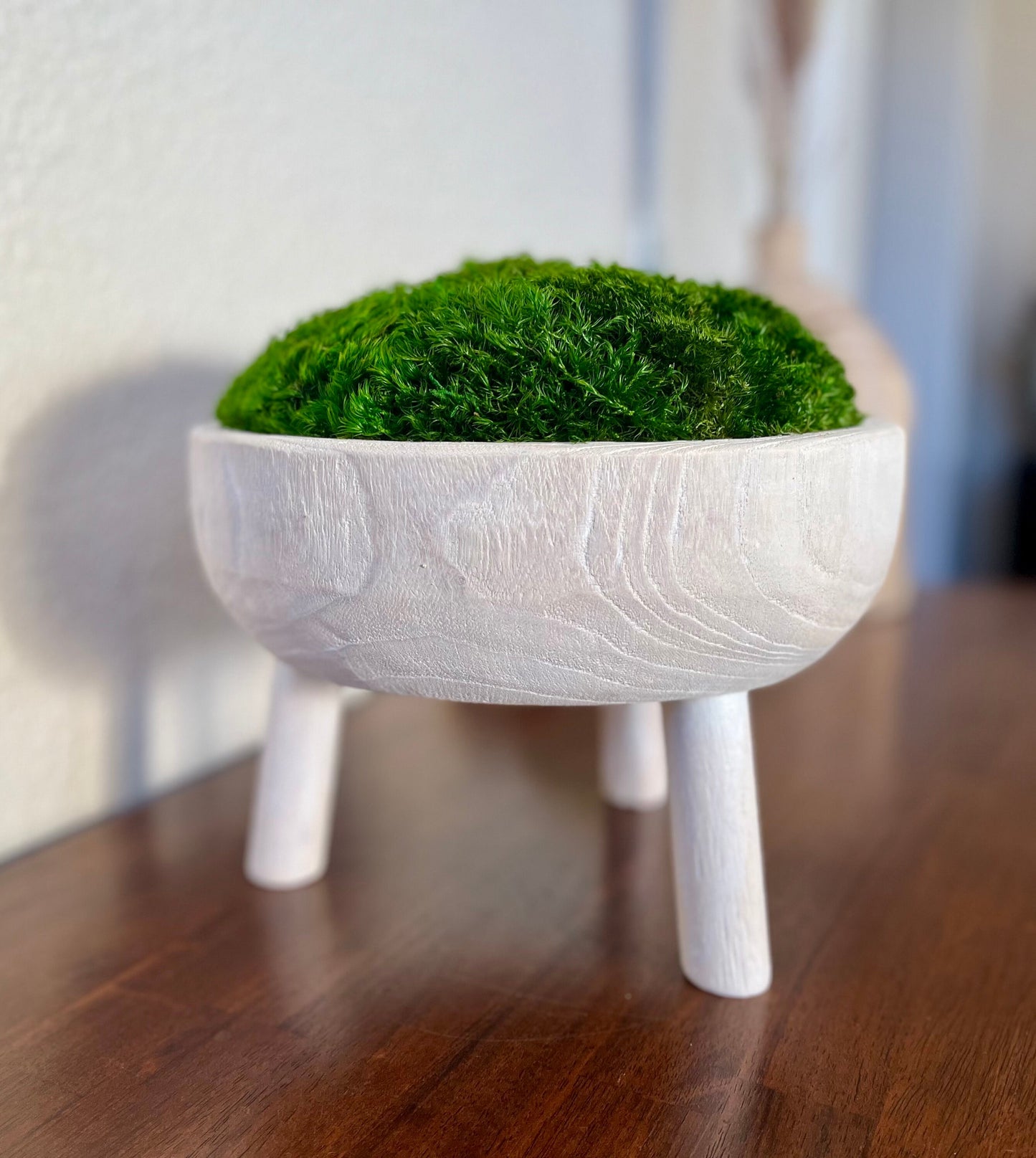 11x6" Tall White Pedestal Moss Bowl w/ Legs