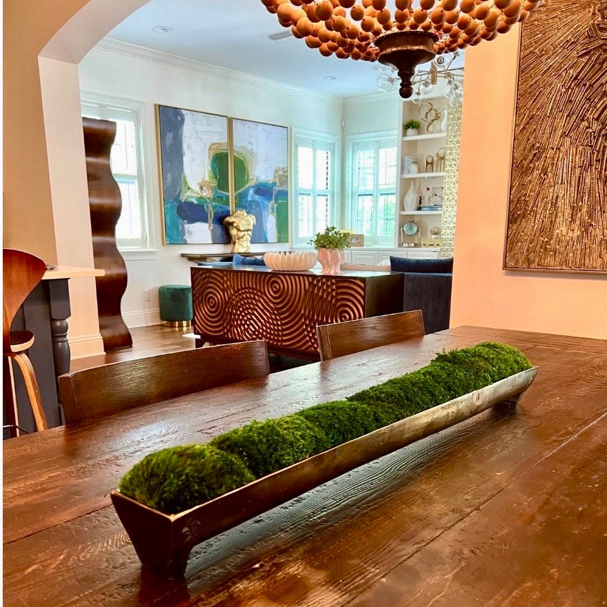 Bronzener Aluminium-Metall-Patina-Trog mit Moos