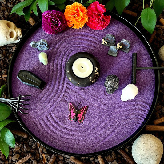 Día de los Muertos zen garden kit with crystal skull and purple sand